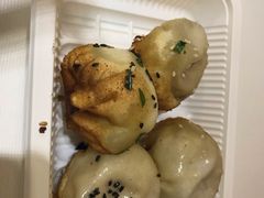 小杨生煎-小杨生煎(南京东路食品一店)