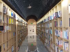 -新华书店(印象城店)