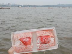 -奈雪的茶(湖滨银泰in77C区PRO店)