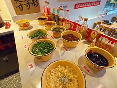 -黔二妞地摊火锅(龙华清湖店)
