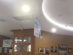 -雅悦齿科(顾村公园店)