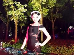 滴水湖皇冠假日酒店-上海滴水湖皇冠假日酒店