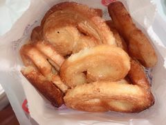 蝴蝶酥-上海哈尔滨食品厂(淮海中路店)