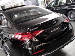 -上海星瀚奔驰4S店(红柳路店)