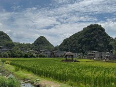-高荡千年布依古寨旅游景区