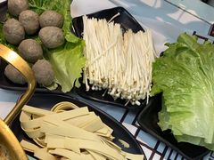 -云晓光头烧烤吧(德平路店)
