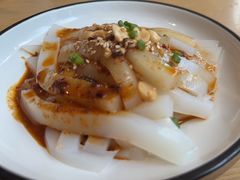 -渝信川菜 · 川味家常菜(财富购物中心店)