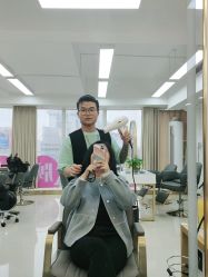 -IU潮牌·SALON