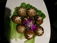 -菌自在·云南野生菌火锅(长安万达店)