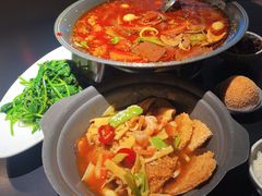 -麻六记(凤凰汇店)