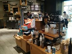 零售区-星巴克臻选(杭州万象城店)