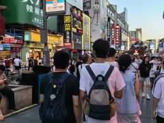 -万泊酒店(长沙五一广场国金中心店)