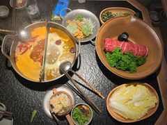 -三出山火锅(南京万象天地店)