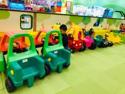 -莫莉幻想儿童乐园(北京上地华联店)