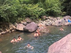 -仙山谷激浪漂流