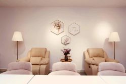 -Yolee雅妮容颜定制美睫·美甲