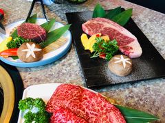 -炼火烤肉店