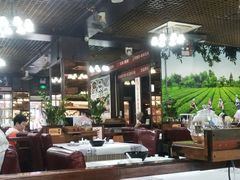 大堂-周记茗点居(西村店)