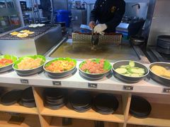 -爱伲PLUS·牛肉海鲜自助火锅(融创店)