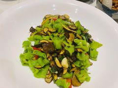 云椒独蒜见手青-泓0871臻选云南菜·味庄
