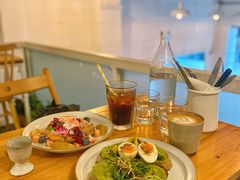 牛油果吐司-Egg•Allday Brunch(襄阳北路店)