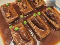-景月阁空中食府(希尔顿酒店)