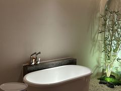-快乐大桶水养生足浴SPA(前兴路店)