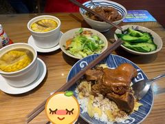 -红猪卤肉饭(大西洋美食城店)
