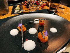 腌制三文鱼配咖露佳鱼子酱-AZUL by FUEL蓝色·法式酒馆(琶醍店)