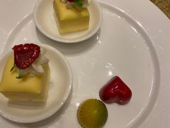 -松山湖凯悦酒店·Café自助餐厅·周末火舞秀表演