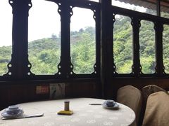 -鲤鱼塘农家山庄