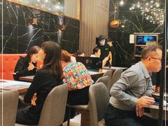 等位区-馔豚·台北菜专门店(深圳湾万象城店)