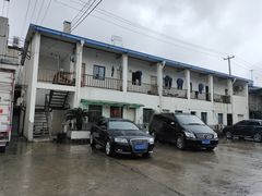 -比亚迪上海弘仁4S(杨浦店)