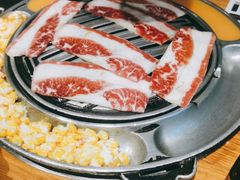 -青瓦炭韩潮烤肉(花园道店)