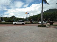 -亚龙湾亚泰商业街