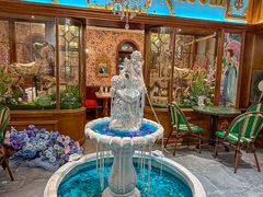 -秘密旅行Bonjour(黑金冠 江南西店)