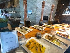 -锦厨国际自助餐厅 · 云端景观 (昆明索菲特大酒店)