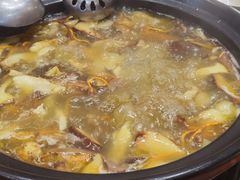 -菌之家·专业纯野生菌火锅·特色炒菌