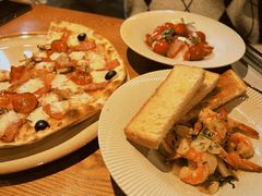 西班牙蒜片虾-JINNS锦时 steak&pizza(浸信会礼拜堂旧址店)