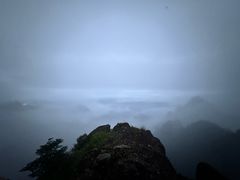 -黄山光明顶山庄