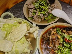 -大众跷脚牛肉馆·非遗传承单位(峨眉山店)