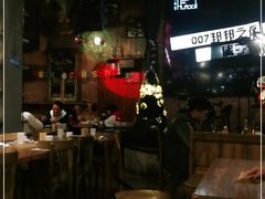 -胡桃里音乐餐厅(陶溪川店)(川湘赣菜·世界百大酒庄直供红酒·音乐表演)