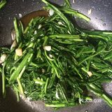 蒜香油麦菜