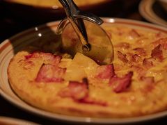 培根鸡肉双拼披萨-萨莉亚意式餐厅(杭州滨江天街店)