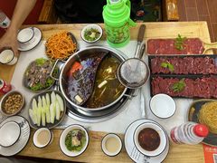-田村·酸汤鲜牦牛肉火锅(布达拉宫广场店)