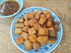 老北京炸咯吱-门框胡同百年卤煮(前门煤市街店)