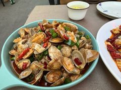 -六福烧烤酒馆(秦隆步行街店)