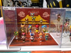 -泡泡玛特POPMART(侨福芳草地店)
