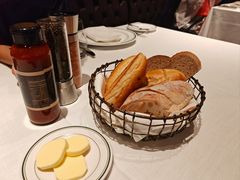 -Wolfgang’s Steakhouse 沃夫冈牛排馆(上海白玉兰广场店)