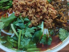 纯正云南小锅米线-遇见阿家村云南菜(魏公村店)